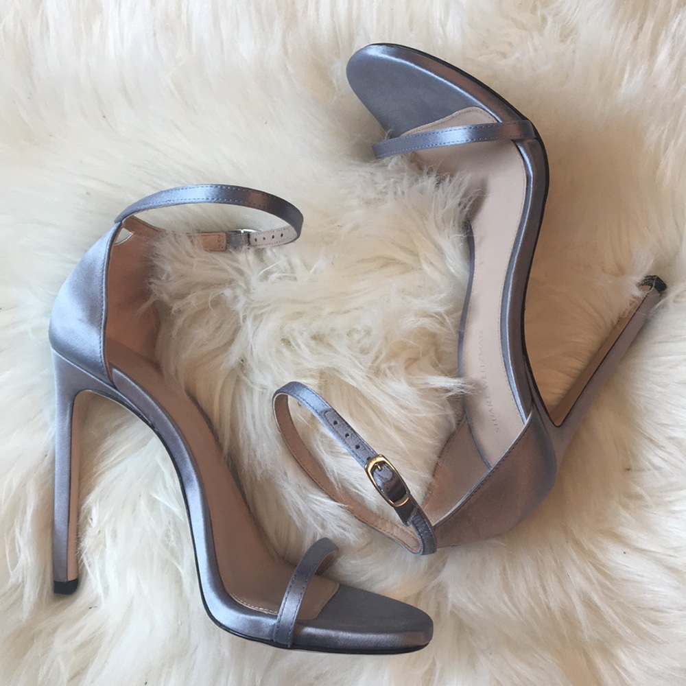 Stuart Weitzman beautiful blue heels “Nudistsong”